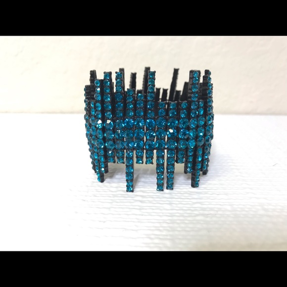 Jewelry - Teal Rhinestone Bracelet with Black Accent setting